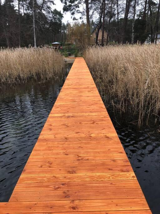 Haus Wilma Gruene Idylle Im Wald Direkt Am See 벤디쉬 리츠 외부 사진